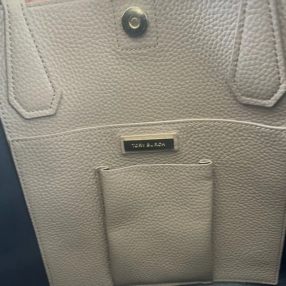 Tory Burch Perry Pebbled Leather Tote in French Gray - Picture 7 of 9